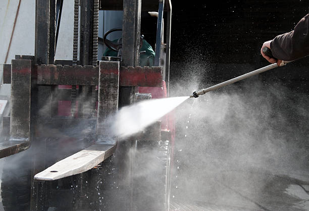 Best Best Pressure Washing Companies  in Leetonia, OH